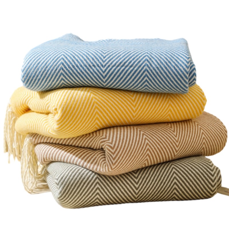 Wool Blanket Herringbone - بطانية رمي خطوط الشمال ، غطاء