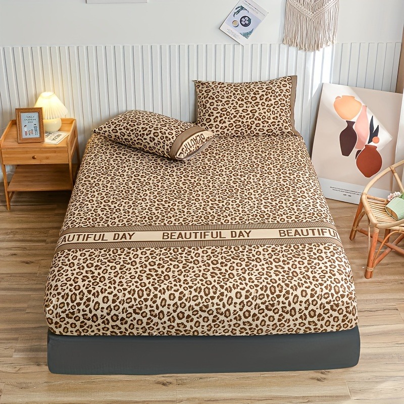 Bed Sheet Microfiber - طقم ملاءة سرير بنقشة الفهد الكلاسيكية