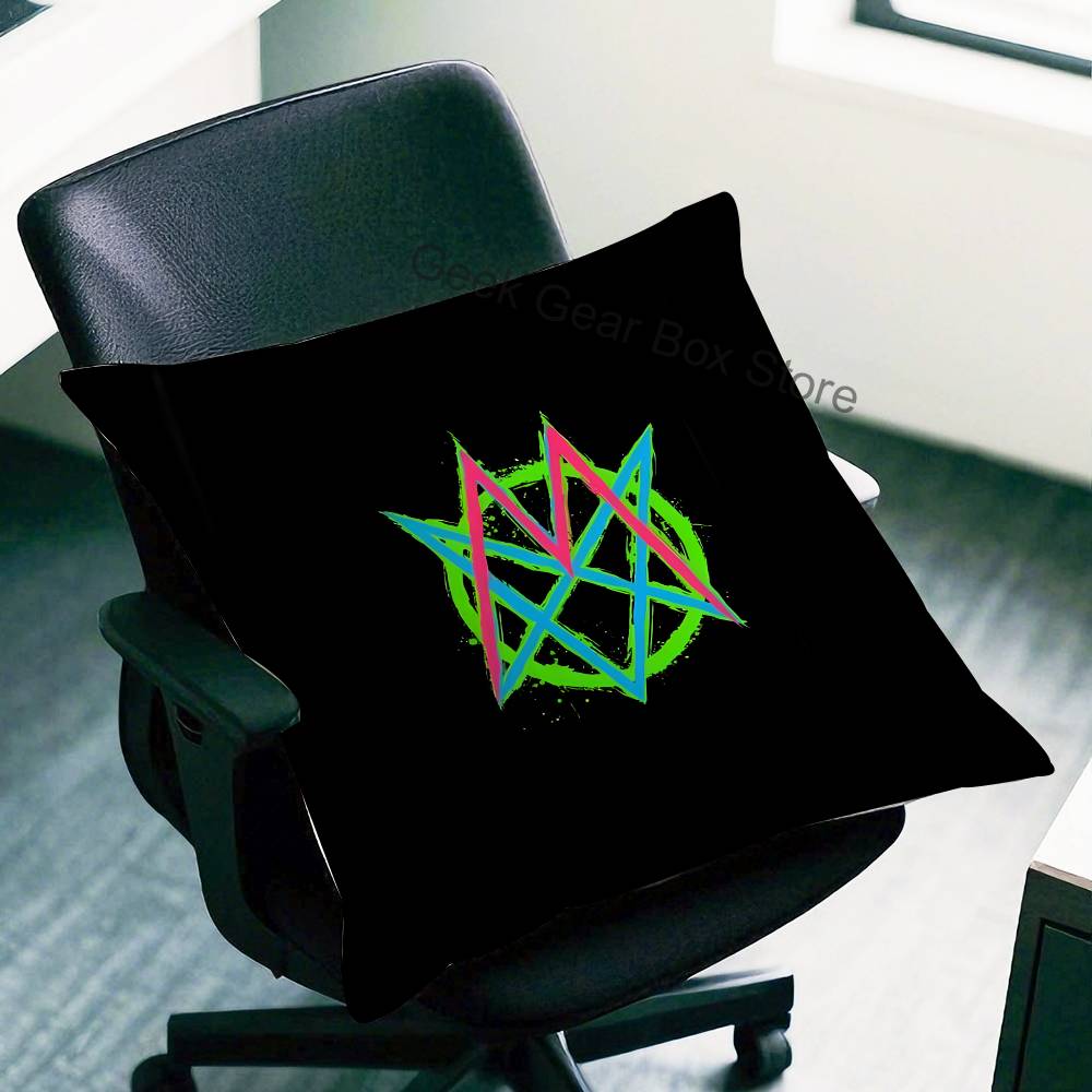 غطاء وسادة من M-Mindless Self  - مراجعة Jimmy Home Textiles وسعره